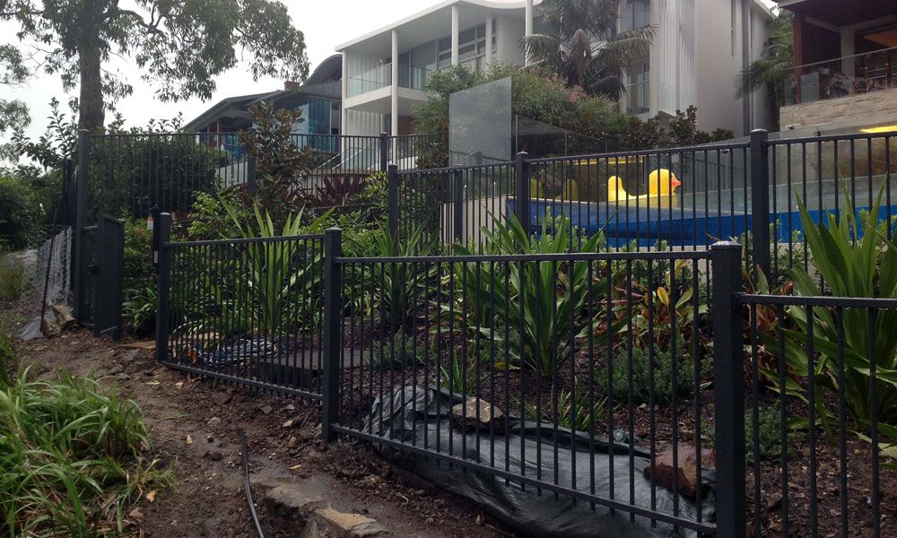 Flat-top Pool or Garden Fencing